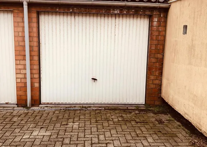 Lumina Seaview & Garage Appartement *